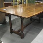 550 8284 DINING TABLE